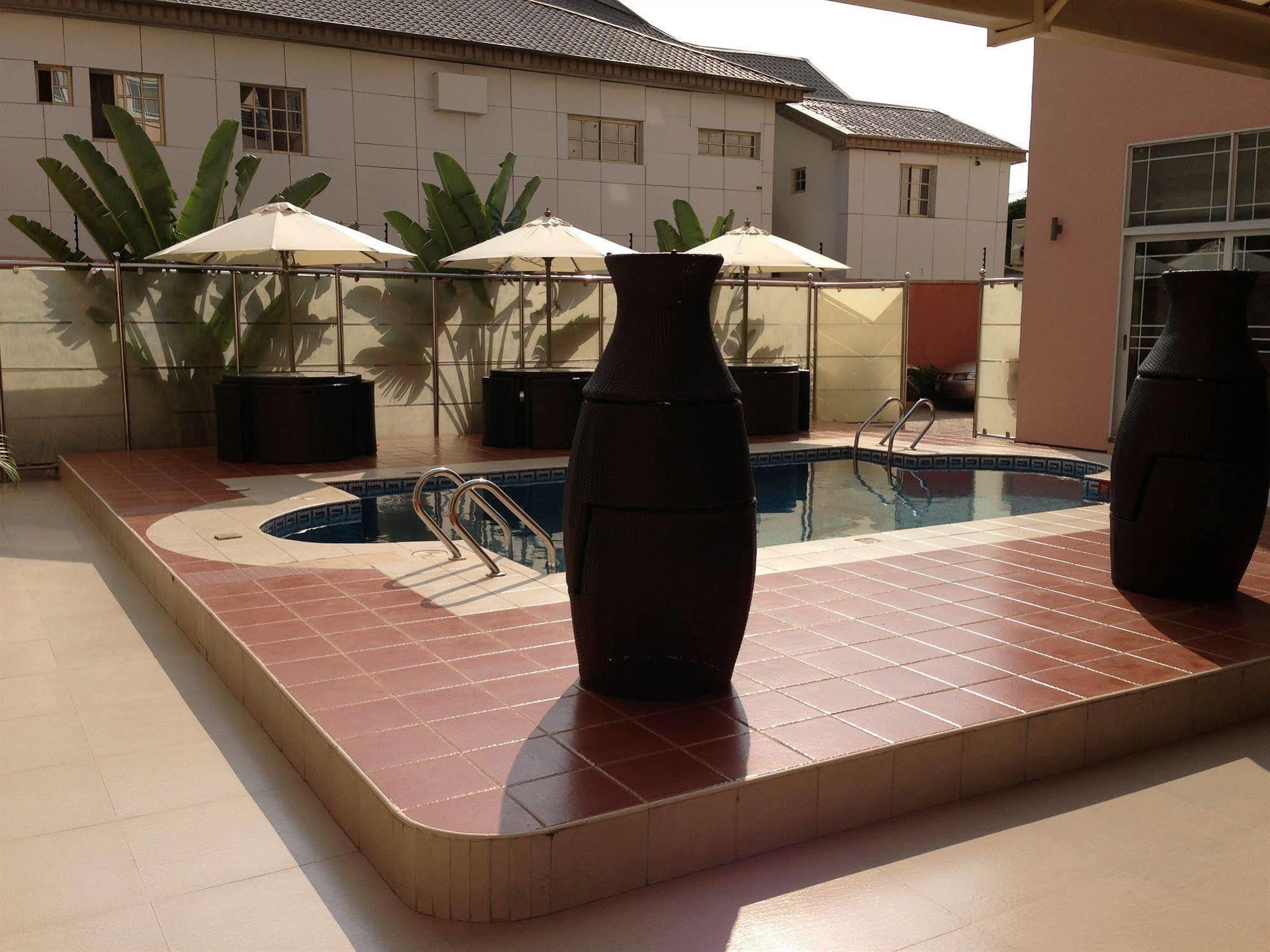 Grandbee Suites Ikeja Exteriér fotografie